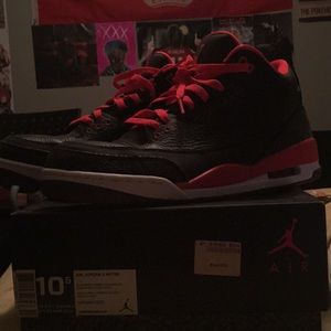 Air Jordan 3 Crimson size 10.5